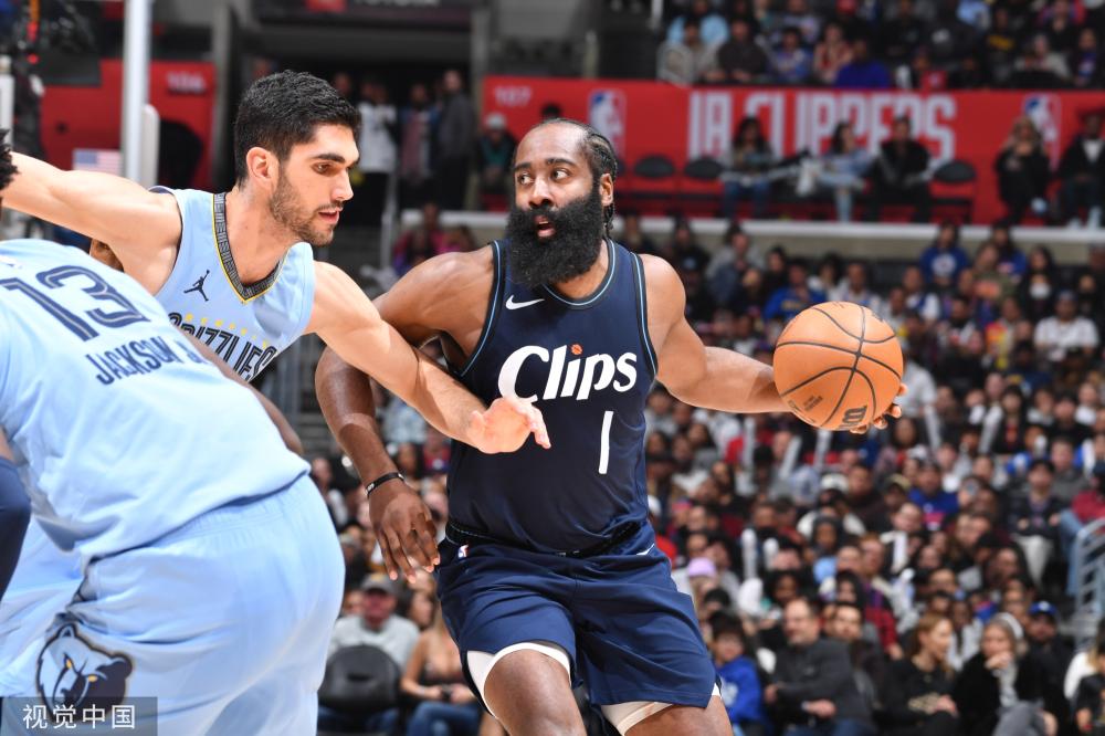 巴萨自然不 巴萨自然不