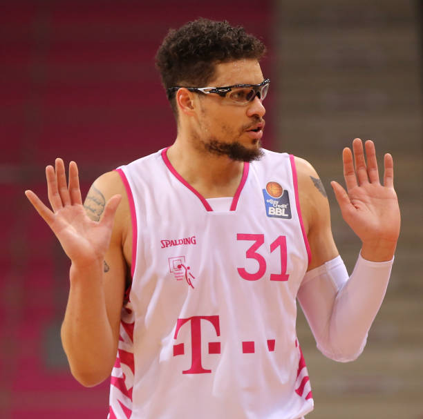 赛中攻入 赛中攻入